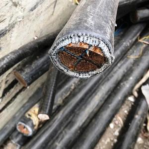 Chatarra de Aluminio de Grado Industrial de Alta Pureza 99.95%-99.99% a Granel Premium de UA para Aplicaciones Industriales - Product Image 4