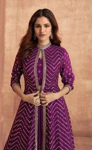 Diseñador de las mujeres Heavy Rayon Summer Festival Wear Kurtis Set Four Side Printed Rayon para Niñas para fiestas - Product Image 2