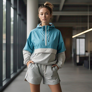 Pantalones cortos con capucha impermeables de nailon 100%, chándales cortavientos de dos piezas con varios paneles, traje cortavientos estilo urbano para lluvia - Product Image 3