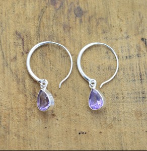 925ต่างหูพลอยสีม่วงประกายเงินสเตอร์ลิงแบบเล็กมินิมอลขนาดเล็กสำหรับเด็กผู้หญิงใส่ไปงานปาร์ตี้ - Product Image 4