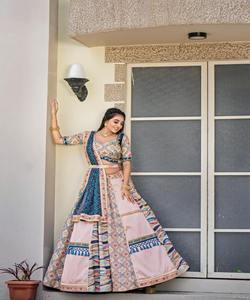 Mariage opulent Lehenga Choli: Ensemble luxueux Gherdaar Lehenga Choli pour mariée indienne Ensembles pratiques d'une pièce - Product Image 2