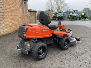 Tracteur Husqvarna R214TC à essence - Product Image 5