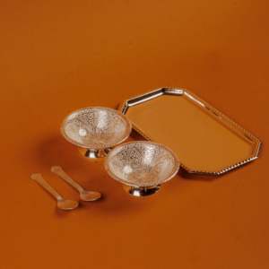 Cesta de Regalo de Lujo Alemana, Juego de 2 Tazones y Bandeja, Vajilla Plateada para Fiestas, Caja de Madera Incluida - Product Image 2