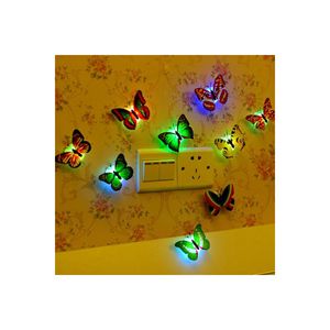 Luci notturne a LED colorate Mini farfalline adesive Decorative per la casa Decorative per la camera dei bambini