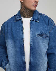 แจ็คเก็ตยีนส์ดีไซน์ล่าสุดสำหรับผู้ชาย สไตล์วินเทจ ทรงเข้ารูป สตรีทแวร์ กันลม ทนทาน และมีสไตล์ เหมาะสำหรับฤดูหนาว - Product Image 4