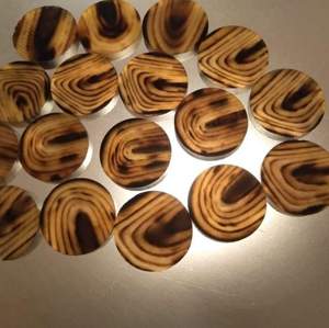 Corne Corno Bottonificio (Bouton vierge de couleur corne de buffle) Couleur n ° 2/3 - Product Image 2