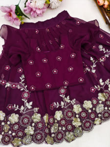 Conjunto de Lehenga Choli de Georgette Morado para Niñas de Shoryam Fashion, Largo hasta el Suelo, Bordado con Lentejuelas, Mangas de Mariposa, Estilo Étnico para Fiestas Infantiles - Product Image 3