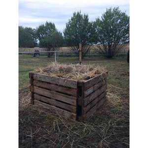 Comedero de madera de teca hecho a mano para vacas y caballos de Indonesia - Product Image 1