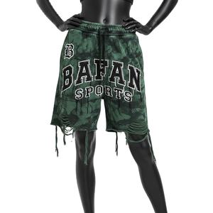 Shorts deportivos de algodón de alta calidad, 320 GSM, con estampado de camuflaje verde, lavado ácido, tela suave, logotipo bordado personalizado, shorts para mujer - Product Image 1