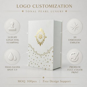 Caja de Regalo Personalizada Estilo <span class=keywords><strong>Libro</strong></span> en Blanco Perla con Emblema de Corona de Copos de Nieve en Lámina Dorada, Acabado Mate, para Perfumes y Cosméticos, OEM, MOQ 100 Piezas - Product Image 4