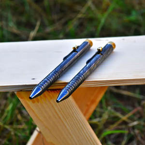 Stylo à bille en acier Damas fait main, avec logo personnalisé, dans un coffret en bois, en vente en gros - Product Image 3