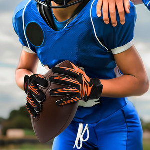 Guantes de Fútbol de Alto Rendimiento con Diseño Deportivo y Correa de Muñeca Segura, Construcción Duradera para Exteriores, Protección Contra Impactos en la Palma - Product Image 3