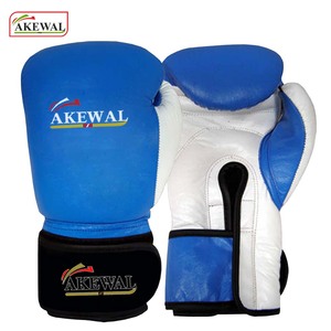Guantes de entrenamiento de boxeo profesionales personalizados Nuevo cuero sintético Diseño de cuero real Disponible Todos los tamaños Característica impermeable - Product Image 3