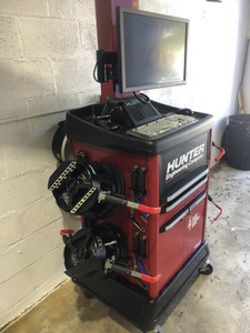 Machine d'alignement de roues 3D Hunter originale de qualité supérieure, 250W, 140 tr/min, capacité de 60 kg, affichage numérique LED, garantie de 3 ans - Product Image 6