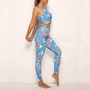 Juego de yoga para mujer más vendido con color personalizado y características de patrón sólido Logotipo frontal MOQ bajo y precio al por mayor - Product Image 5