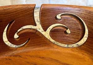 Cuenco de Hilo de Teca con Diseño Único, Calidad de Obra de Arte, para Tejer y Hacer Ganchillo, 10" x 4", Excelente Estado Vintage - Product Image 3