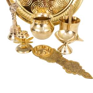 Thali de Pooja de Agarwood de Latón Dorado Pulido Hecho a Mano con Soporte para Agarbati y Porta Diya para Bienvenida en Mandap de Bodas y Diwali - Product Image 2