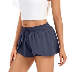 Short de sport en modal haute performance pour femmes actives-Short confortable pour femmes qui évacue l'humidité à séchage rapide - Product Image 2