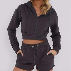 Conjunto de Sudadera Corta y Pantalones Cortos de Algodón para Mujer, Estilo Urbano, Servicio OEM - Product Image 6