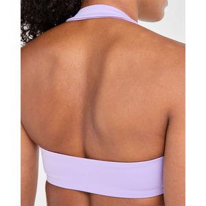Sujetador deportivo de cuello Halter púrpura pastel con escote en V envolvente detalle de espalda abierta y Sujetador deportivo de alto impacto para mujeres adultas - Product Image 6