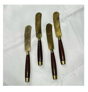 Cuchillo de mantequilla de diseñador con 4 espátulas creativas Mermelada Queso Postre Latón Metal en 4 colores diferentes - Product Image 2