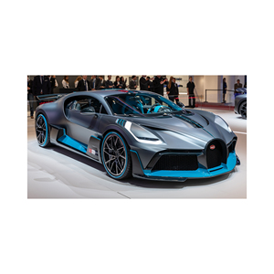 Bugatti Veyron เครื่องยนต์เทอร์โบ1,200แรงม้าให้การขับขี่แบบจำกัดขนาดของยาง R20พวงมาลัยซ้ายภายในมืด