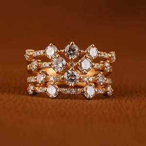 Anillo de diamante de corte redondo Vintage creado en laboratorio, anillo de compromiso de cuatro capas de oro sólido de 18 quilates, ajuste de punta, regalo lujoso clásico - Product Image 1