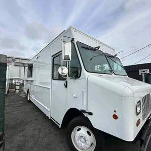 Camión de comida móvil usado 4x4 - Product Image 3