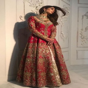 Designer partie porter lourde mariée lehegna et pakistanais anarkali costumes de style pour cette saison de mariage - Product Image 1