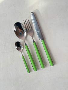 Juego de Cubiertos con Mango de Resina y Cubiertos Metálicos para Hogar, Hotel, Restaurante, Incluye Cuchara para Regalos, Juego de Cubiertos para Bodas y Eventos - Product Image 5