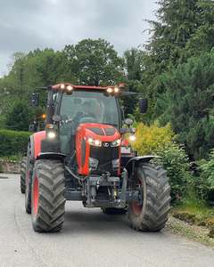 Tracteur à pied Kubota pour l'agriculture 90hp 20hp 12hp puissance nominale aménagement paysager tâches extérieures lourdes engrenages composants de base en vente - Product Image 4