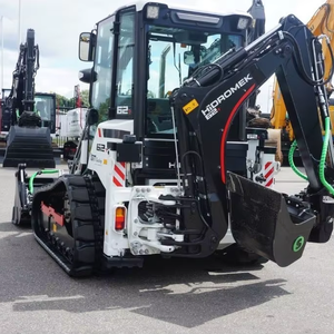 Nouvelle chargeuse-pelleteuse Hidromek HMK 62T équipée d'un moteur kubota 64 cv et d'une cabine fermée avec chauffage et climatisation - Product Image 5