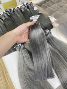 วิกผมคนสีเทาเรมี่ยาวสองชั้นแบบลอนธรรมชาติ - Product Image 2