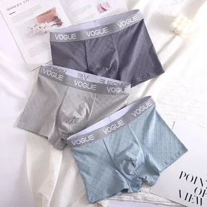 Pantaloncini maschili senza cuciture Multi colori di nuovo stile intimo traspirante slip Boxer da uomo mutande