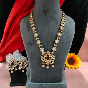 Conjunto de collar largo de circón victoriano que cubre con gracia alrededor del cuello que ofrece un atractivo real y atemporal perfecto para todas las ocasiones - Product Image 5