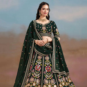 Prêt à Porter Cousu Lehenga Choli Vêtement de Mariage Indien pour Femme avec Dupatta - Product Image 1