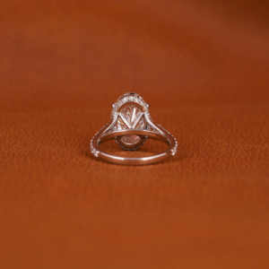 Anillo de compromiso de estilo clásico de oro macizo de 14 quilates, ajuste de Halo oculto, Diamante de corte ovalado, anillos finos creados en laboratorio con certificación IGI - Product Image 3