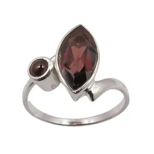 Solid 925 Sterling Silver Garnet alami batu permata Cabochon buatan tangan cincin perhiasan Sterling Silver 925 dicap cincin perhiasan