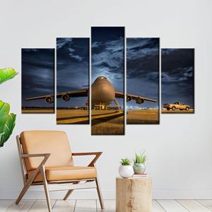 Toile imprimée : Illustration d'avion cargo militaire pour décoration aéronautique, Lot de 5 : Toile encadrée - Product Image 1