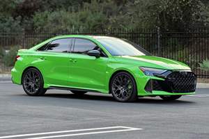 Audi RS3 AWD Plus 2025 Usado en Excelentes Condiciones, Sin Accidentes, Volante a la Izquierda/Derecha - Product Image 4