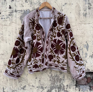 Vêtements pour femmes belle veste en velours avec broderie à motif floral veste Suzani pour fille de travail pour veste de fête - Product Image 4