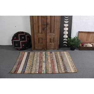 Alfombra Turca de Lana de 3x5.1 pies, Ecológica, Vintage, con Diseño de Parches Azules y Rojos, con Base de Látex - Product Image 2