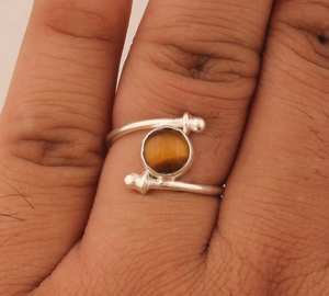 Superbe bague de 9mm en plaqué argent sterling 925 avec réglage d'oeil de tigre naturel, bijoux faits à la main à la mode pour femmes - Product Image 2