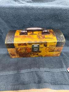 Elegant Metal <b>Keepsake</b> <b>Box</b> From India High-Demand Handmade Pillar Shape Storage <b>Box</b> for Home Decoration Candle Stand Christmas - Product Image 5