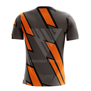 Tenue de football d'équipe fabriquée en usine, uniforme de football de haute qualité 100% polyester, séchage rapide, respirant, manches courtes - Product Image 4
