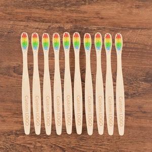 แปรงสีฟันไม้ไผ่อินทรีย์ย่อยสลายได้พร้อมโลโก้แปรงสีฟันนุ่มเป็นมิตรกับสิ่งแวดล้อมใช้ซ้ำได้สำหรับเดินทาง - Product Image 6