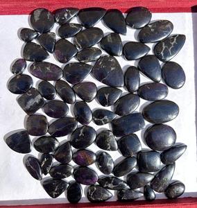 Vente en gros de cabochon de pierres précieuses purpurite feu violet pierre de bijoux naturelle à peine en vrac taille personnalisable forme mélange ordre de bienvenue! - Product Image 3