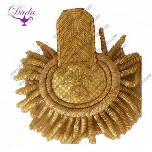 Planches d'épaule brodées en tissu de haute qualité - Product Image 1