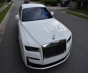 Rolls-Royce Ghost 2021 d'occasion, excellent état, prêt à être expédié - Product Image 1