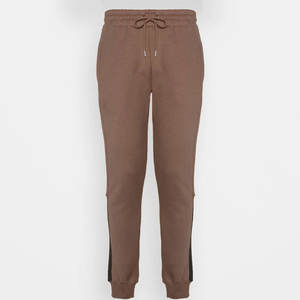 Survêtement homme léger et respirant de haute qualité pour la course, l'entraînement et le confort quotidien - Product Image 3